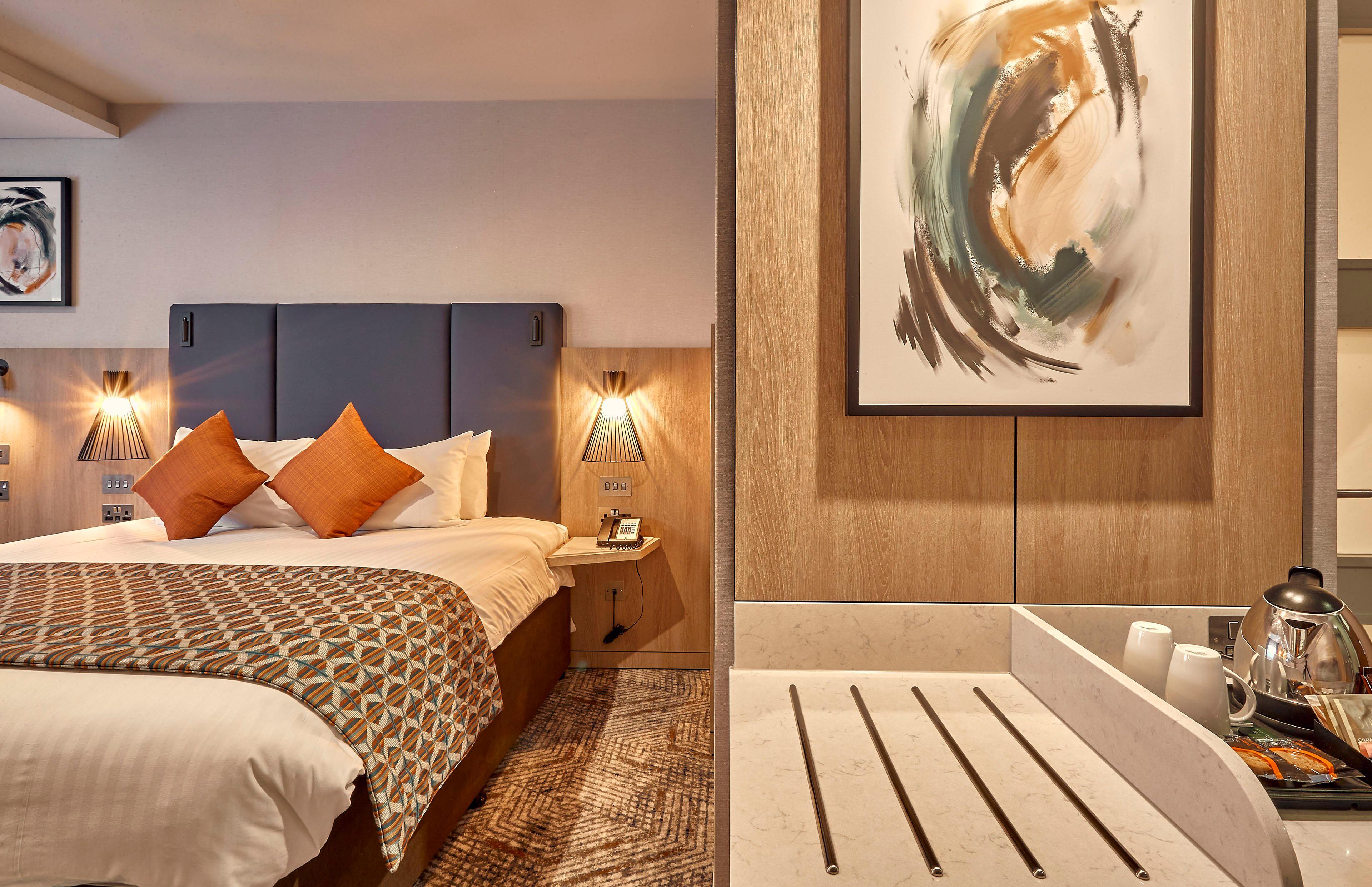 Crowne Plaza Hotel 4*